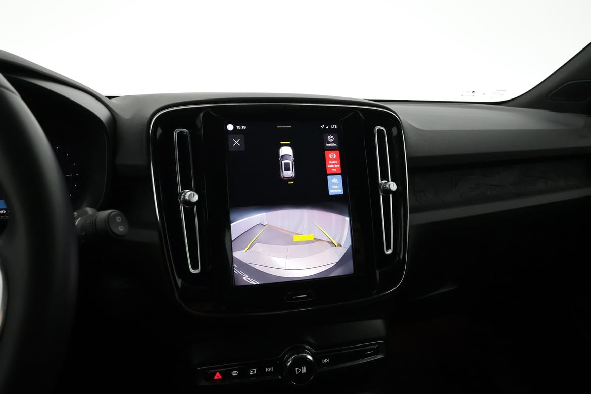 Volvo XC40 2023 - miniatyr 13