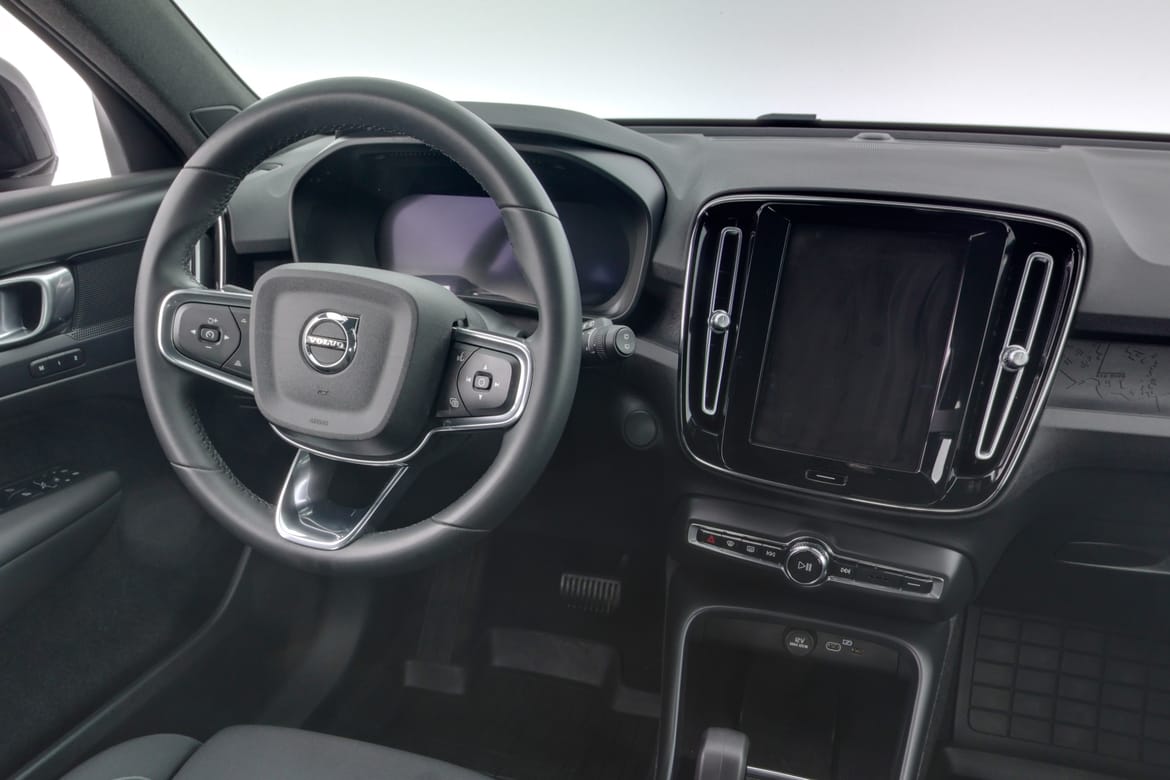 Volvo XC40 2023 - miniatyr 8