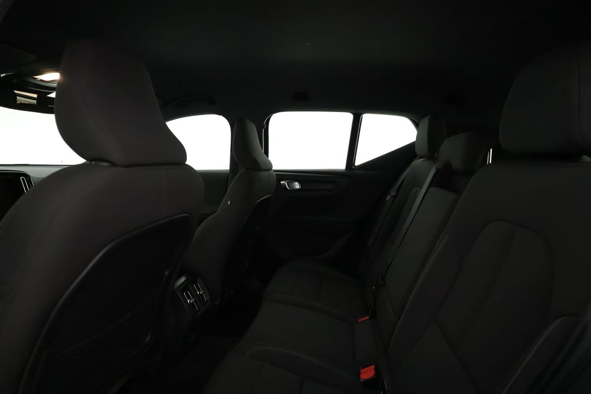 Volvo XC40 2023 - miniatyr 10
