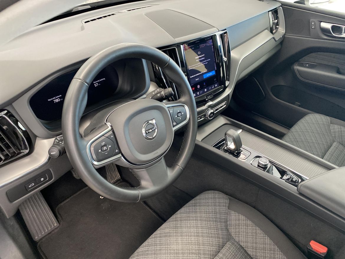Volvo XC60 2025 - miniatyr 6