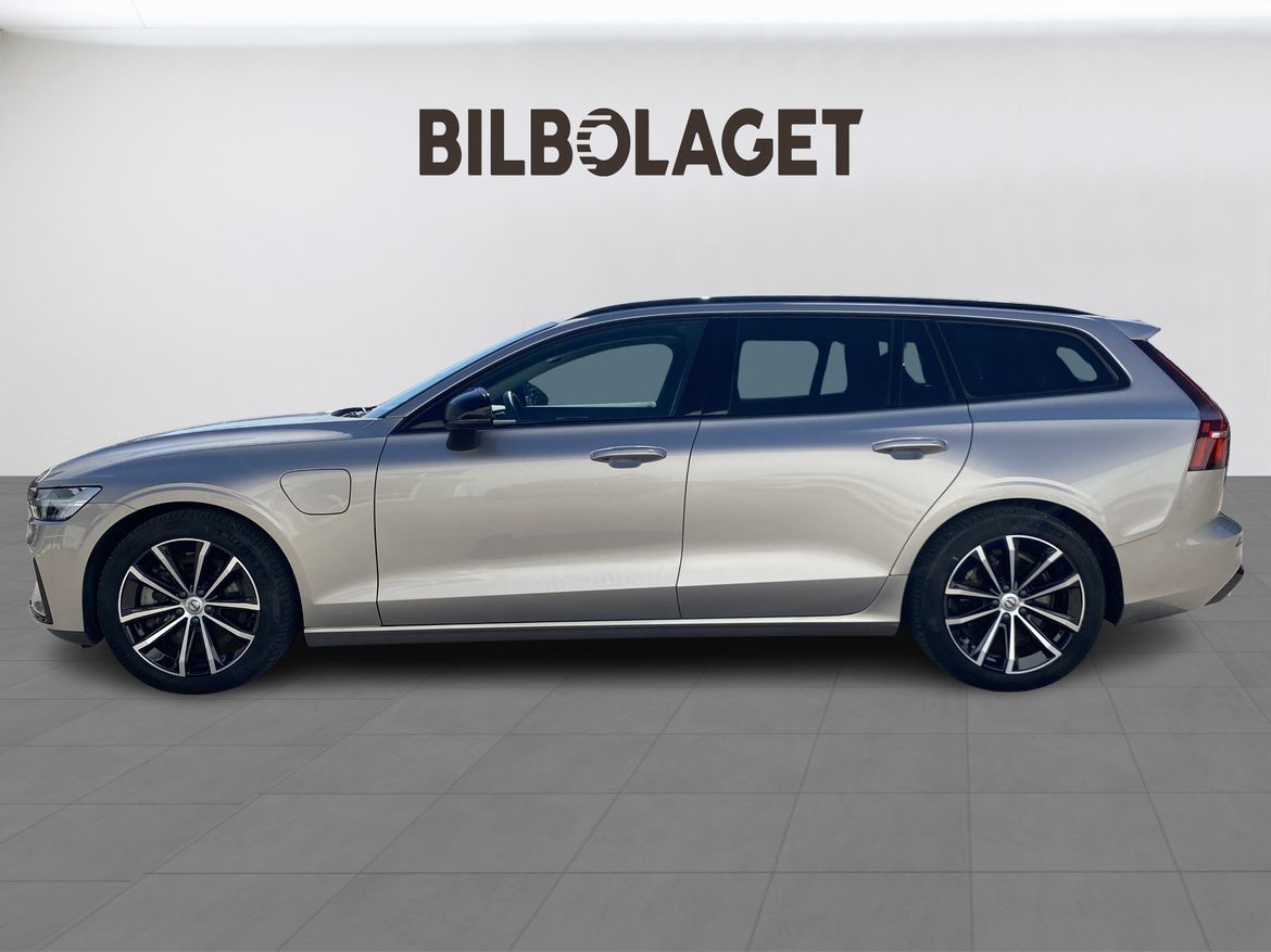 Volvo V60 2025 - miniatyr 2