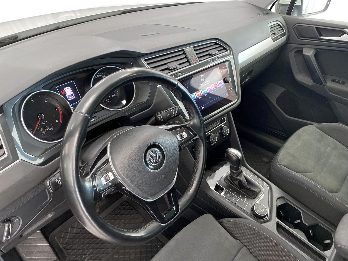 Volkswagen Tiguan 2019 - miniatyr 6