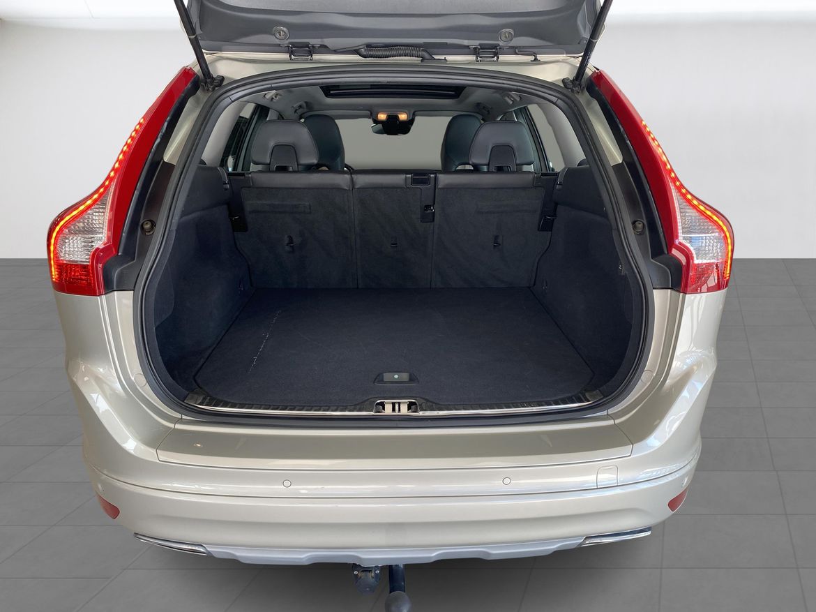 Volvo XC60 2017 - miniatyr 10