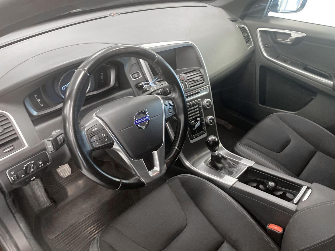 Volvo XC60 2015 - miniatyr 6