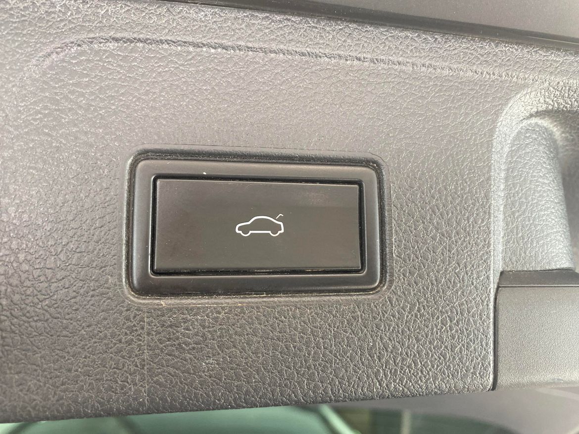 Volkswagen Passat 2019 - miniatyr 11