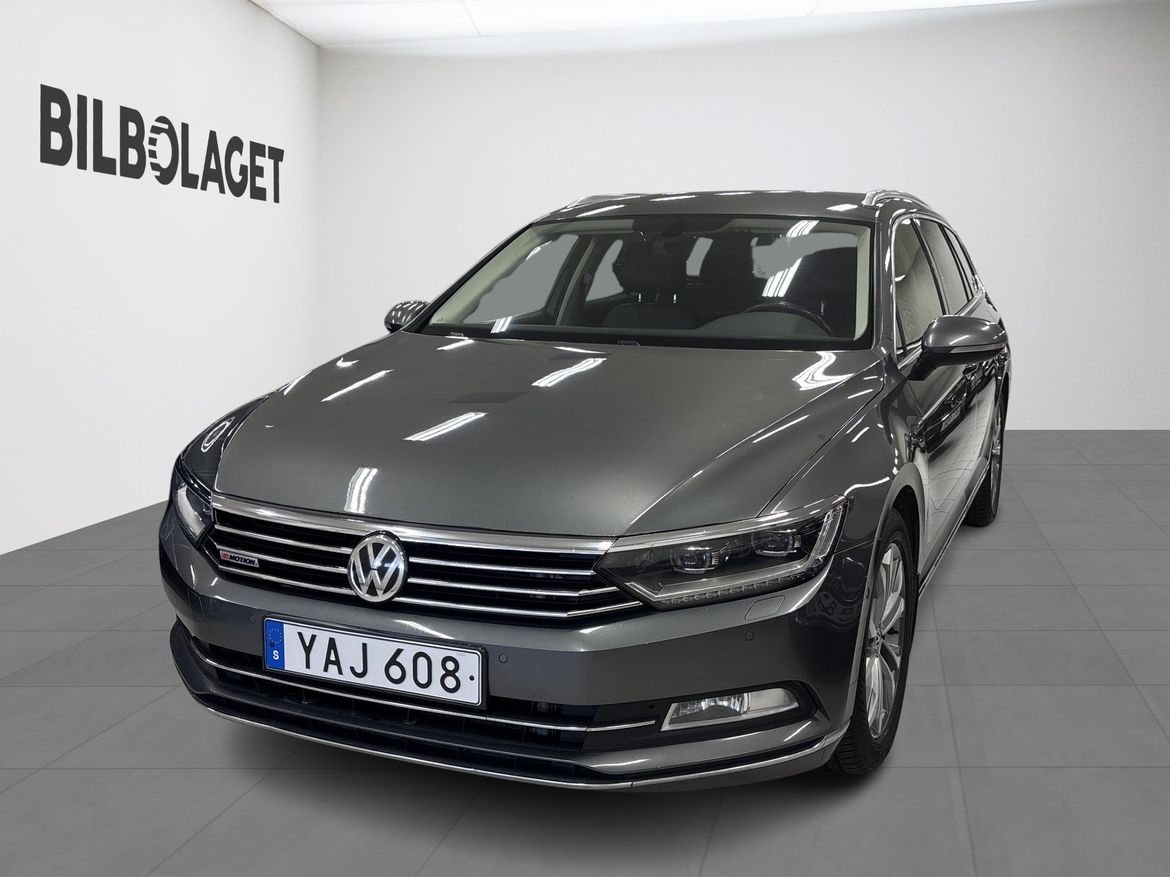 Volkswagen Passat 2016 - bild 1 av 11