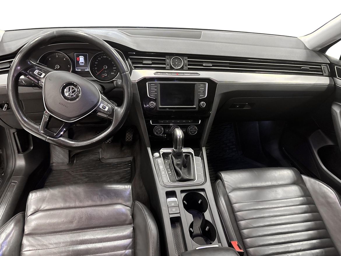 Volkswagen Passat 2016 - miniatyr 8