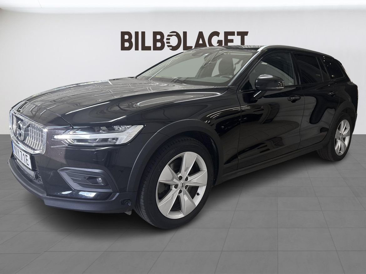 Volvo V60 2021 - miniatyr 2
