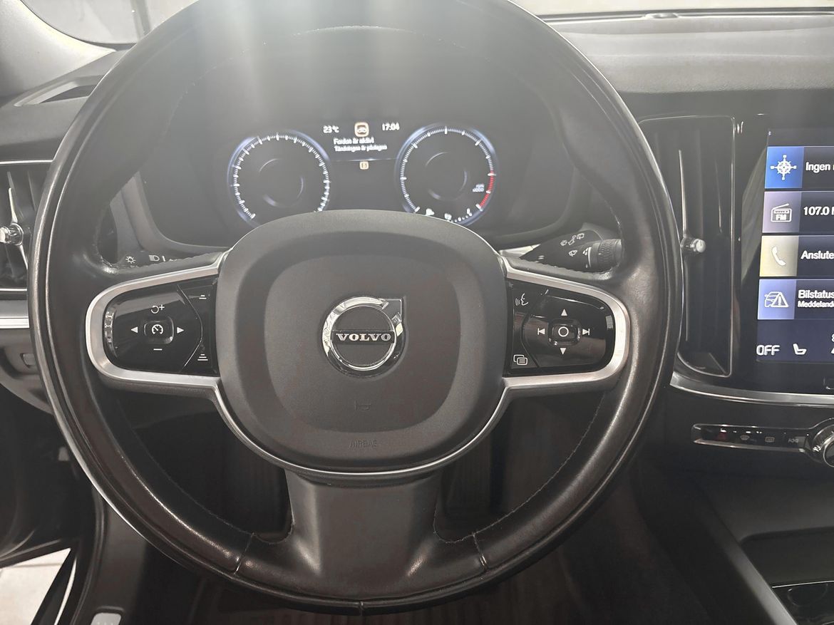 Volvo V60 2021 - miniatyr 9