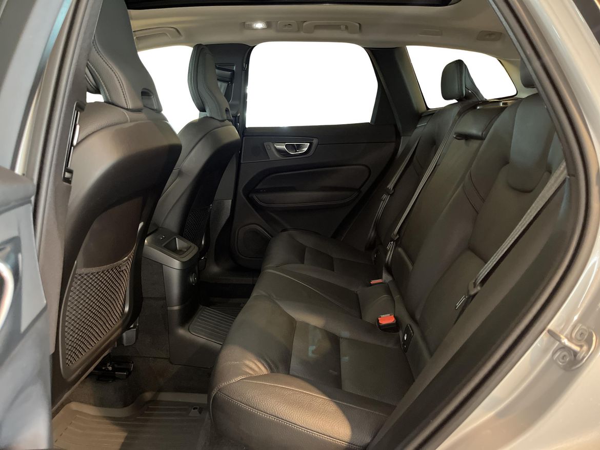 Volvo XC60 2025 - miniatyr 7