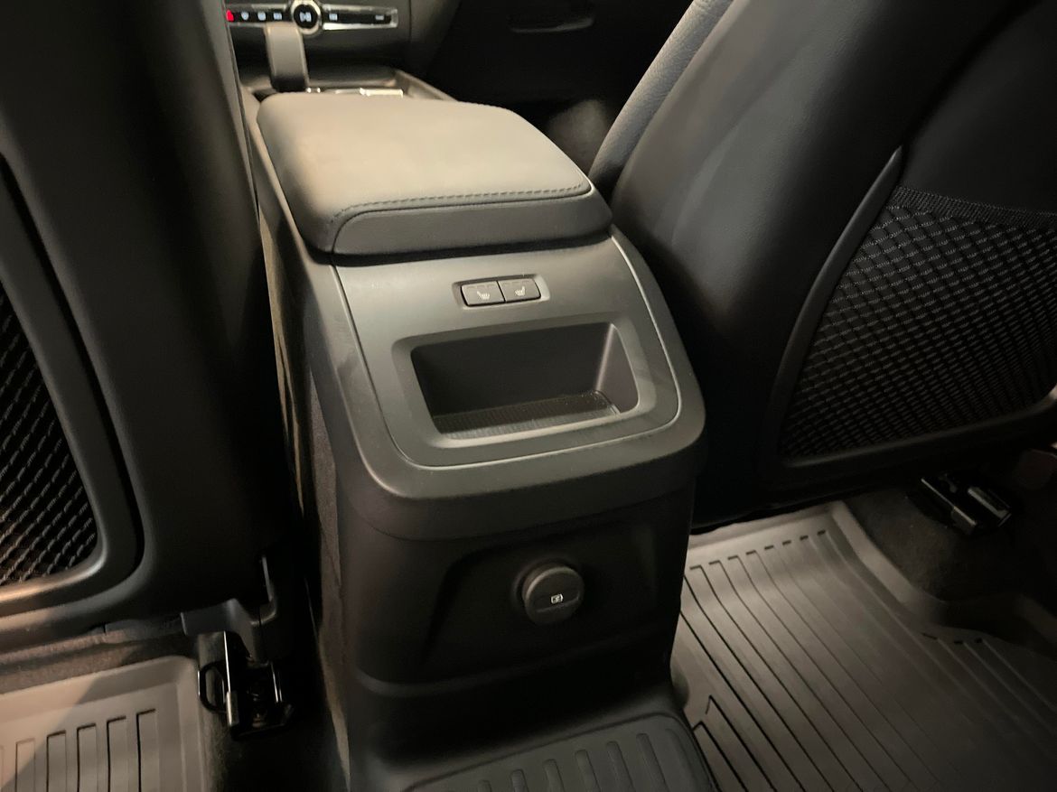 Volvo XC60 2025 - miniatyr 10