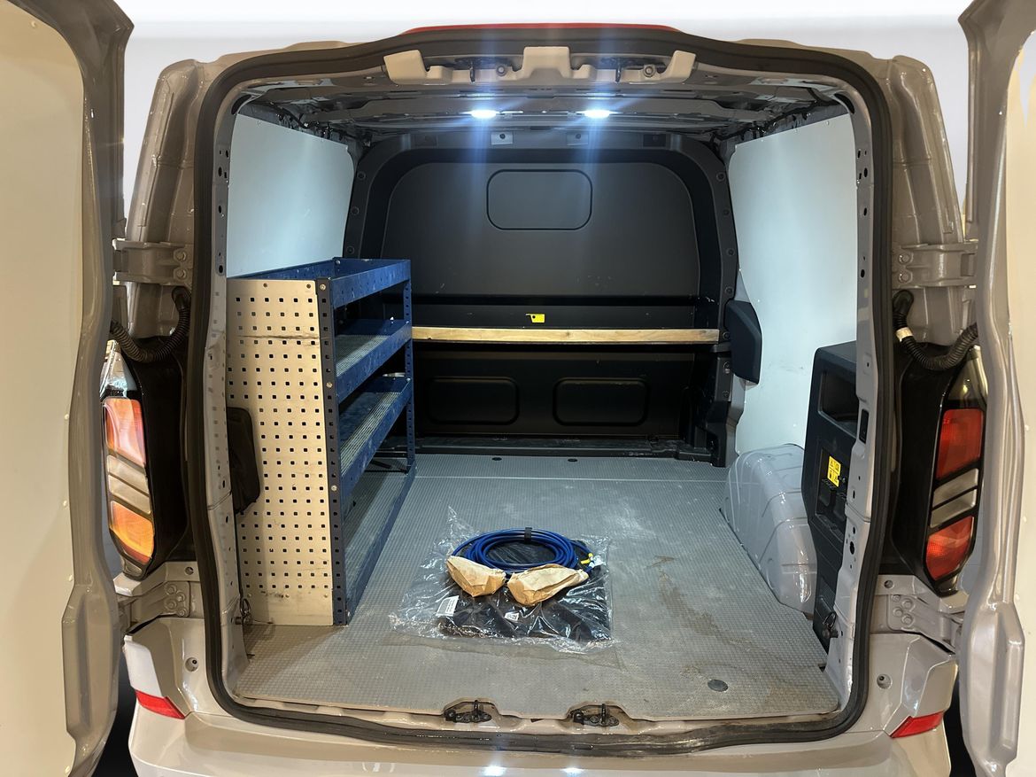 Ford Transit Custom 2025 - miniatyr 10