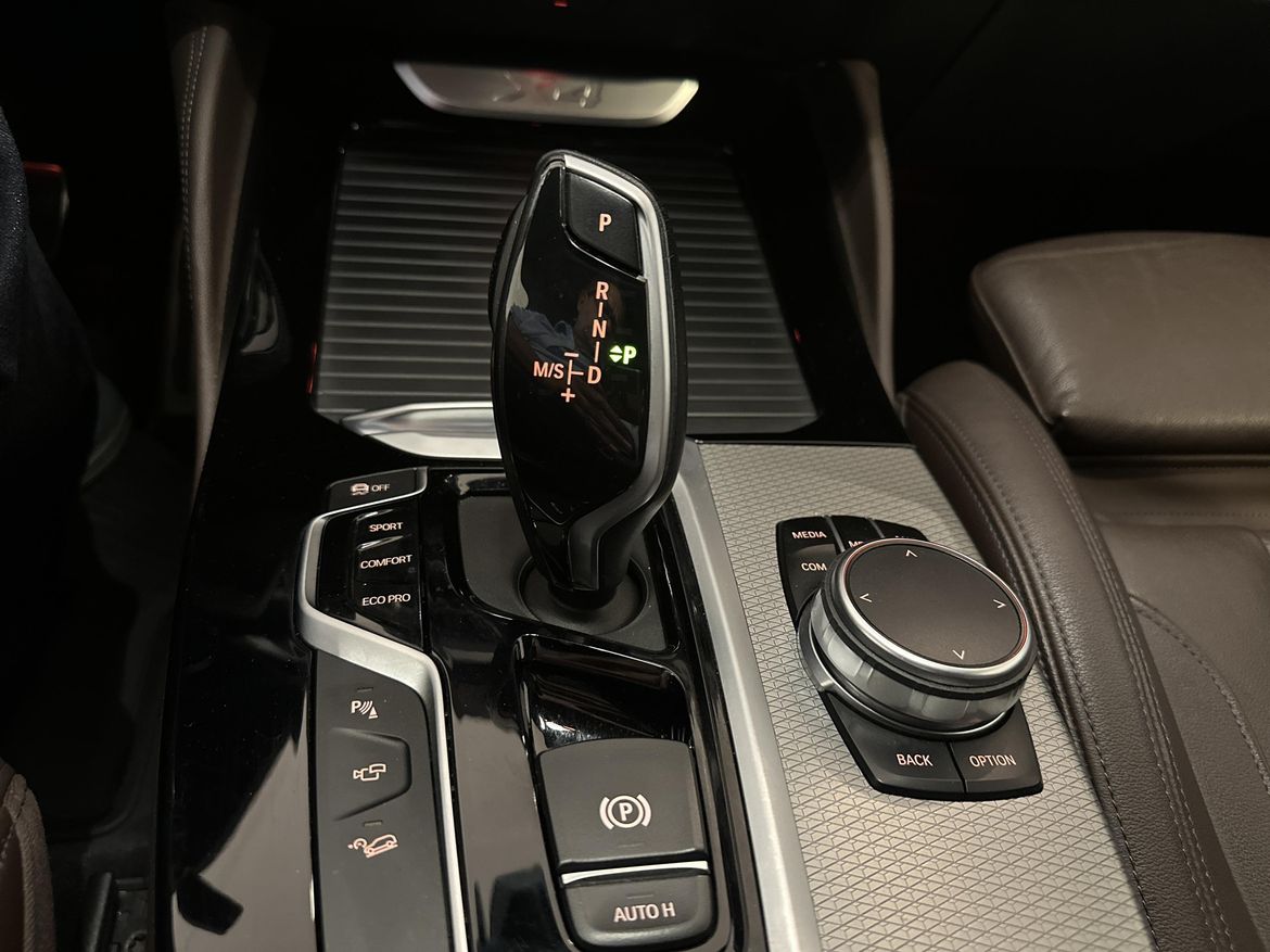BMW X4 2019 - miniatyr 16