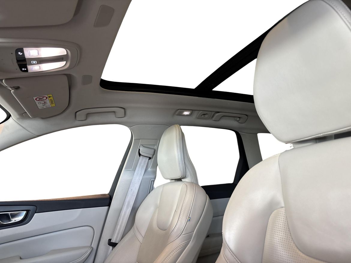 Volvo XC60 2022 - miniatyr 15