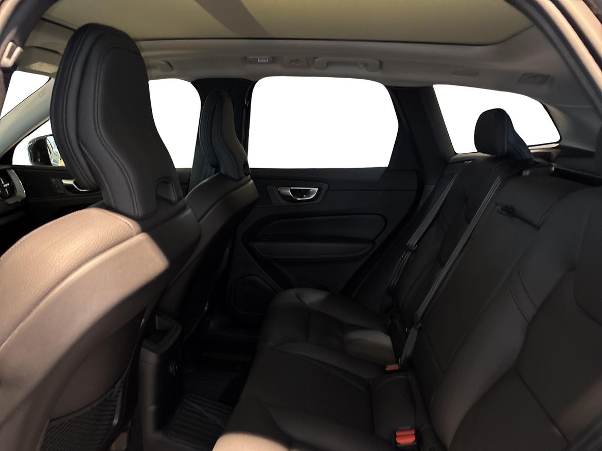 Volvo XC60 2024 - miniatyr 7
