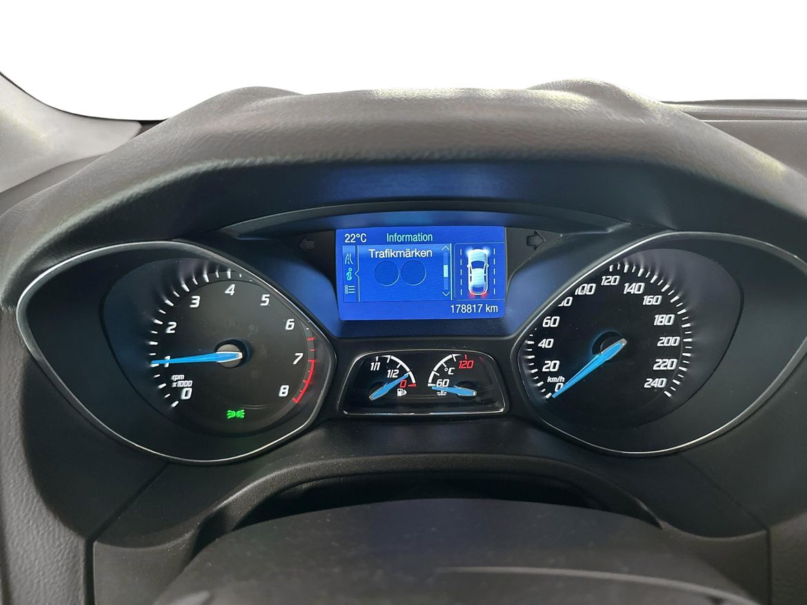 Ford Focus 2014 - miniatyr 10
