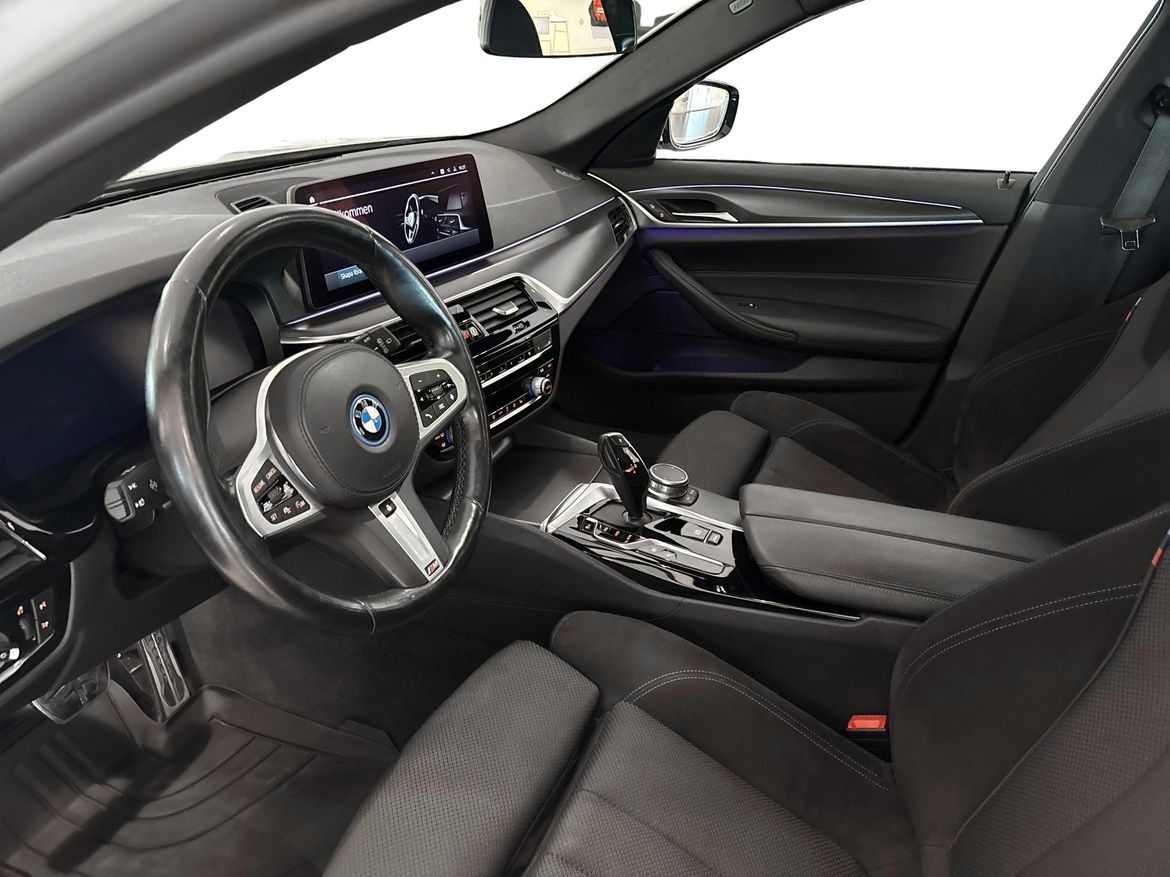 BMW 5-serie 2022 - miniatyr 6