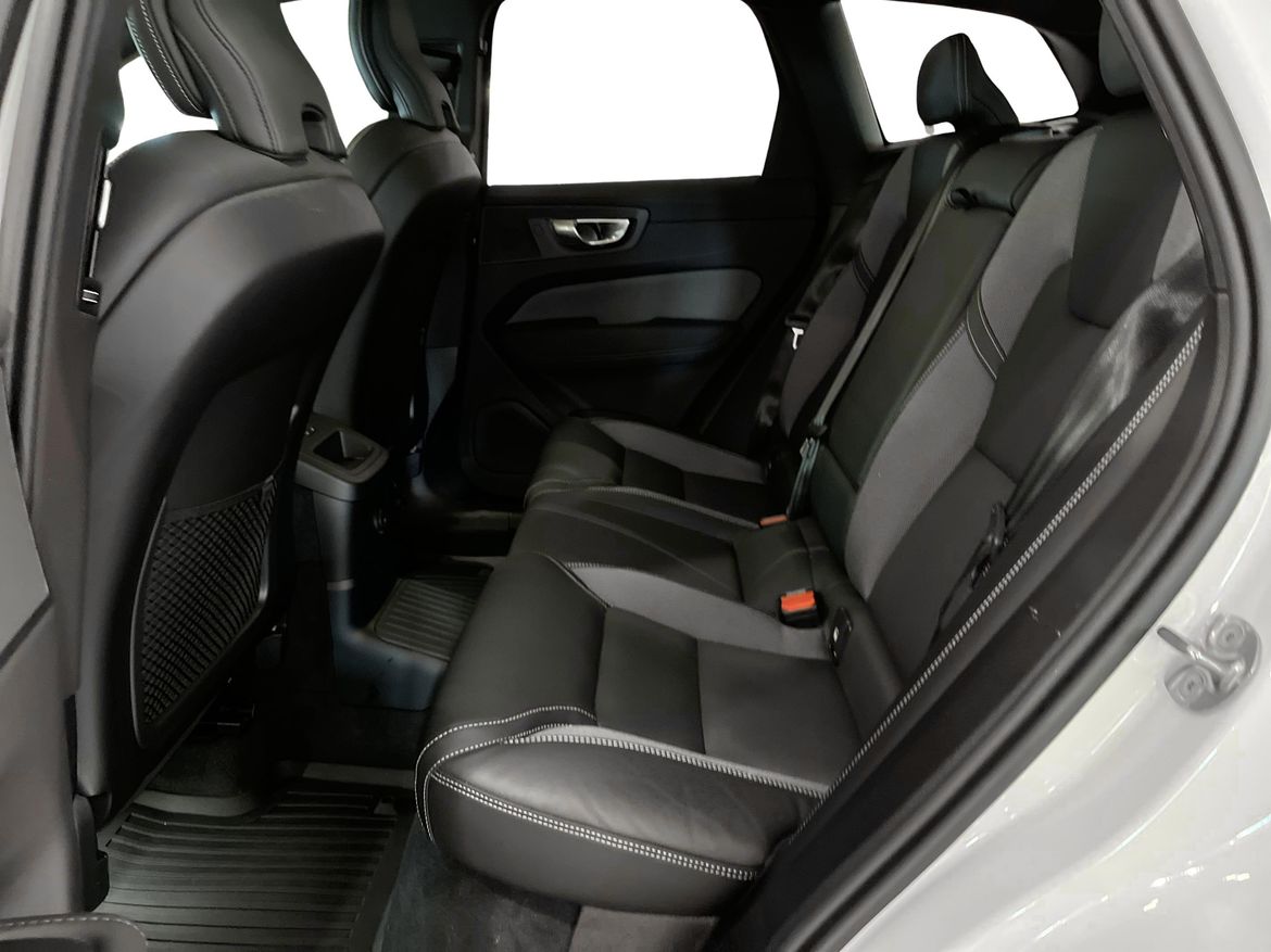 Volvo XC60 2026 - miniatyr 7