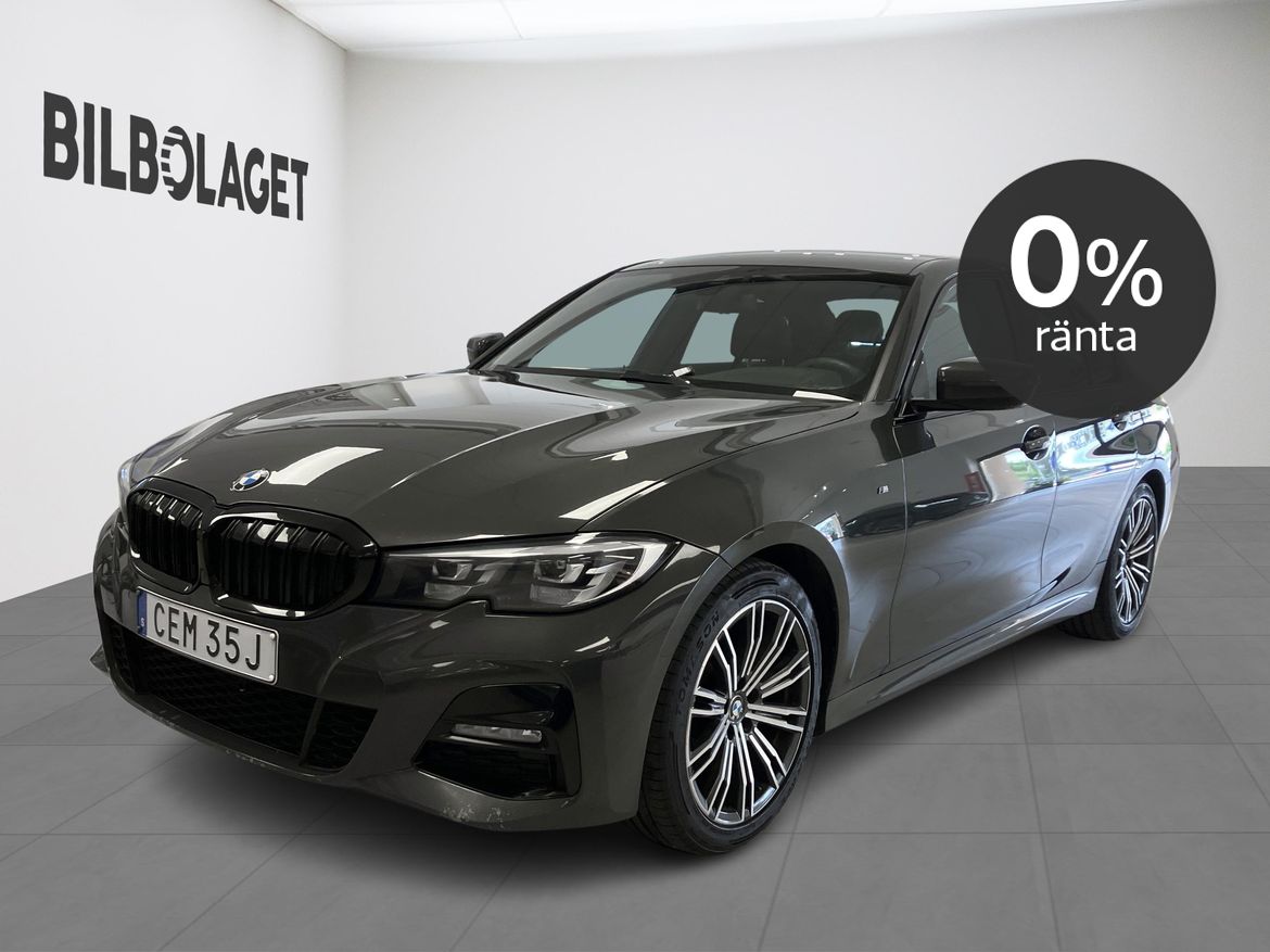 BMW 320i xDrive Sedan
