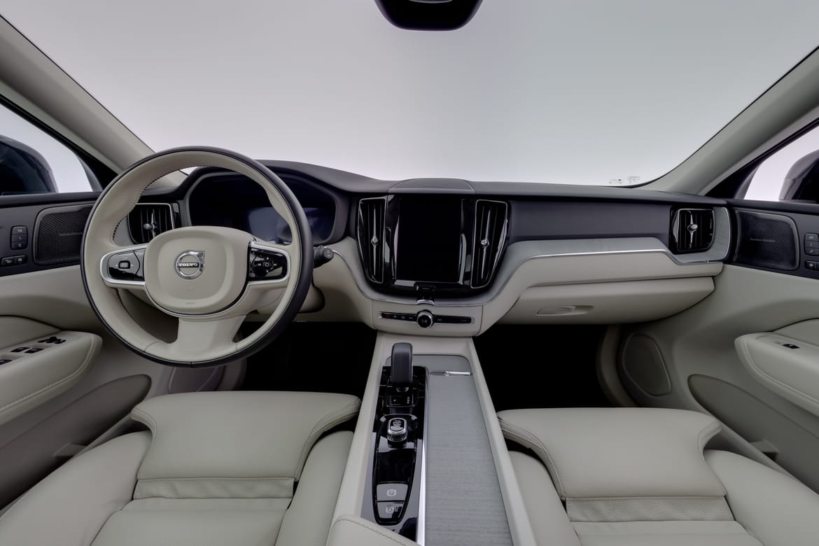 Volvo XC60 2025 - miniatyr 7