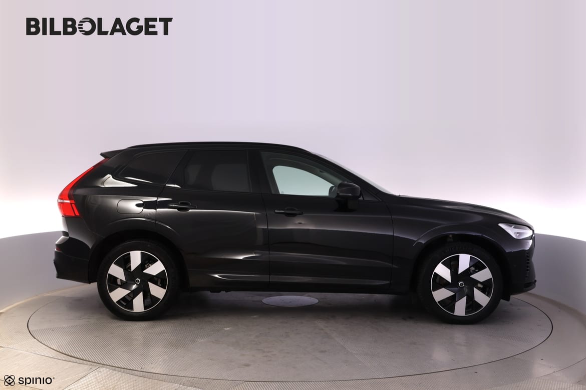 Volvo XC60 2024 - miniatyr 2