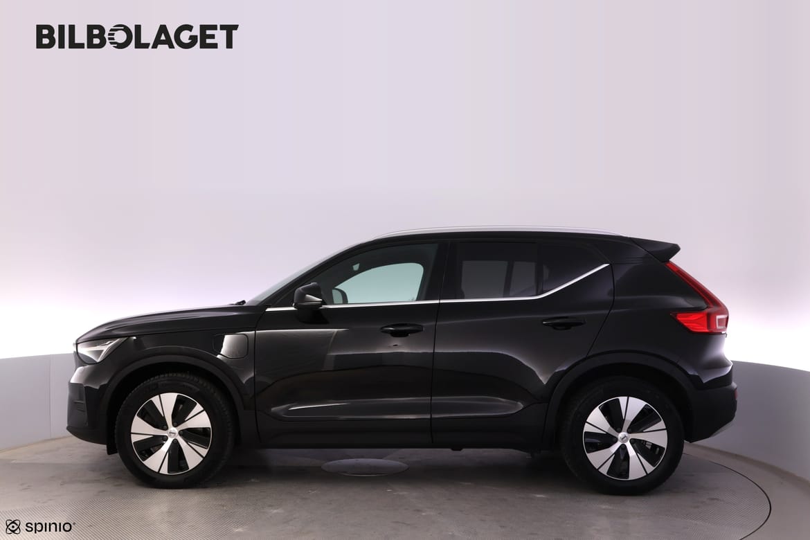 Volvo XC40 2023 - miniatyr 2