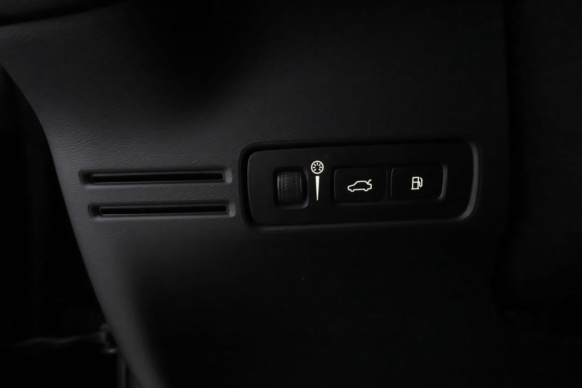 Volvo XC40 2023 - miniatyr 14