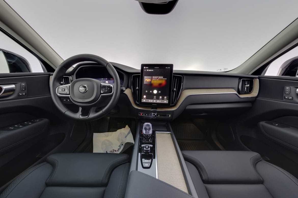 Volvo XC60 2027 - miniatyr 7