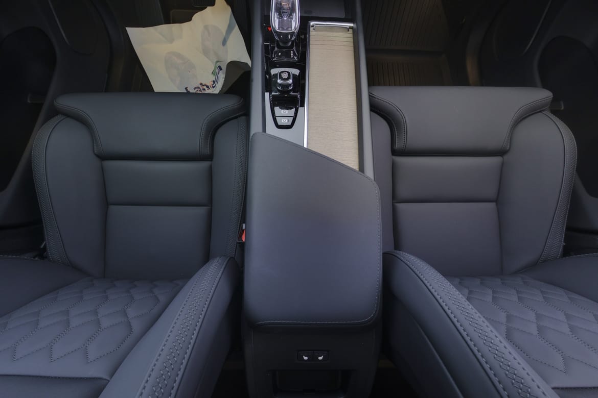 Volvo XC60 2027 - miniatyr 9
