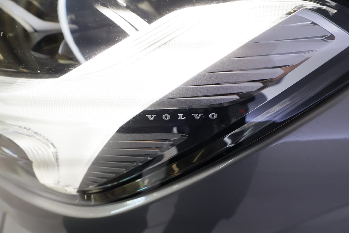 Volvo XC60 2023 - miniatyr 11