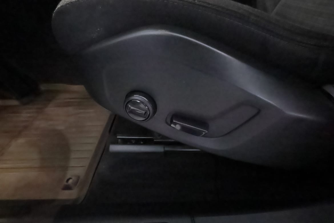 Volvo XC60 2023 - miniatyr 14