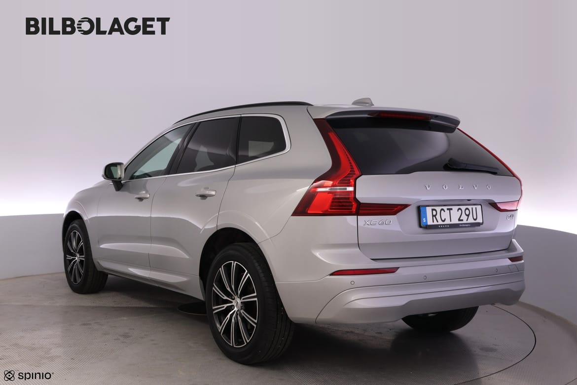 Volvo XC60 2023 - miniatyr 3