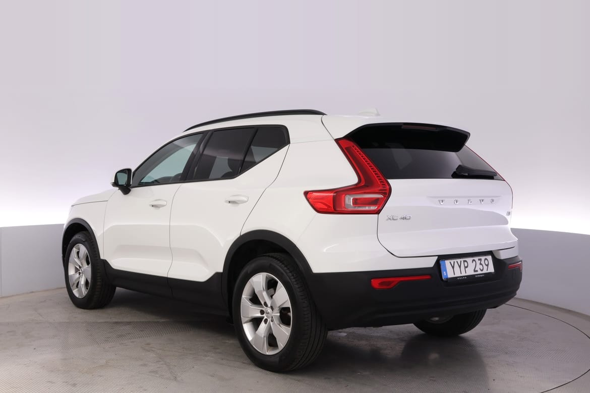 Volvo XC40 2019 - miniatyr 3
