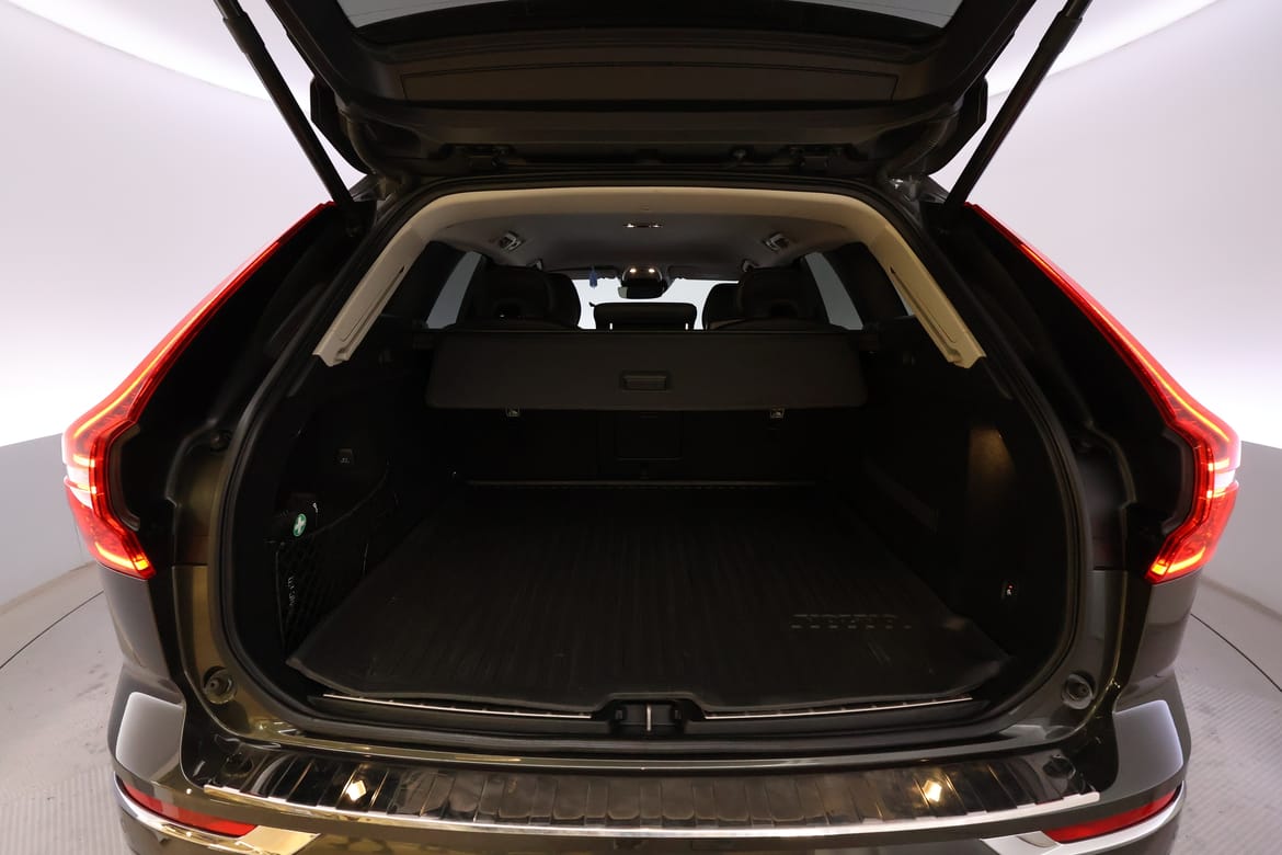 Volvo XC60 2020 - miniatyr 11