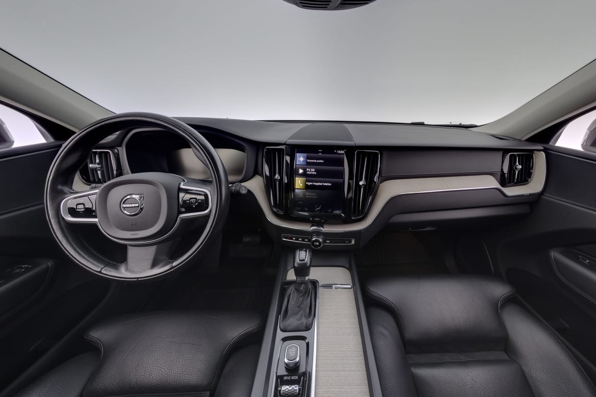 Volvo XC60 2020 - miniatyr 7