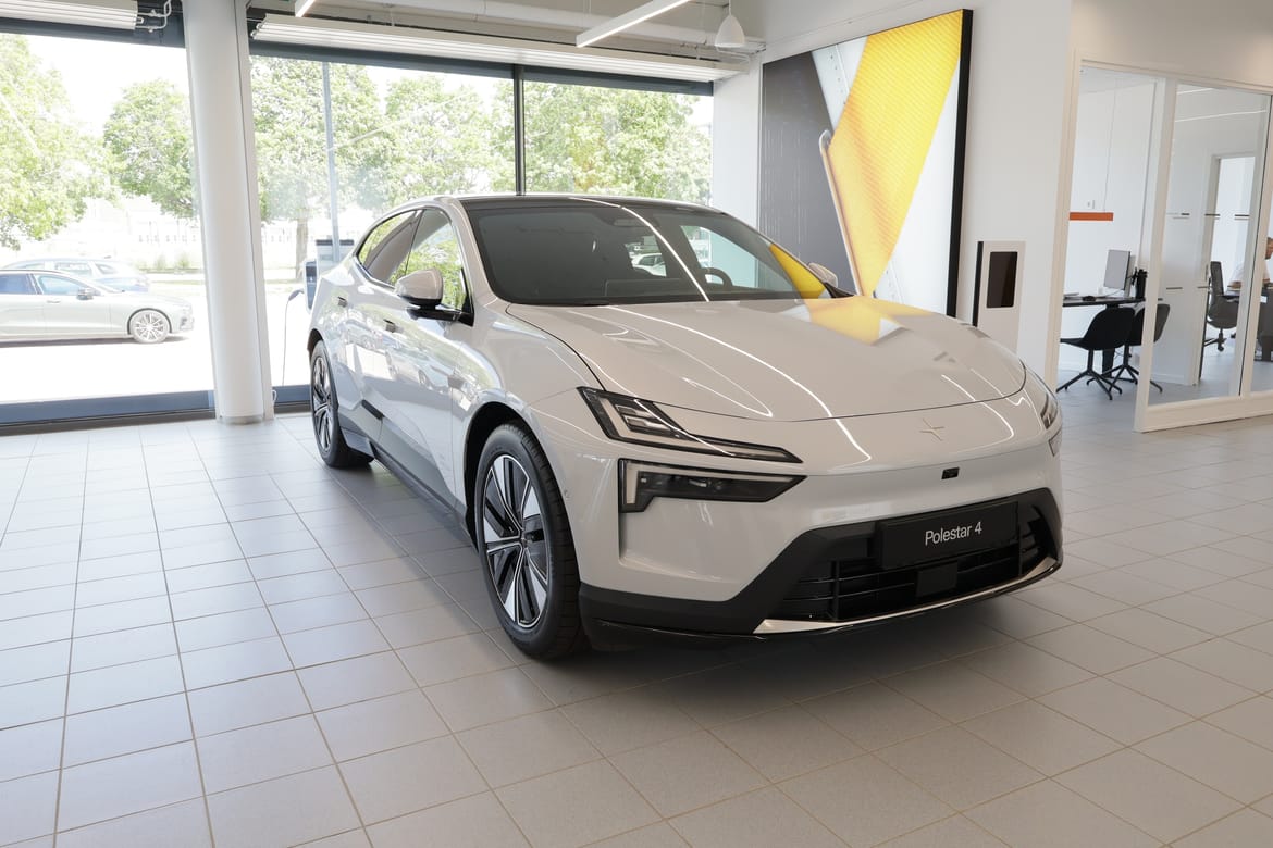 Polestar 4 2026 - miniatyr 2
