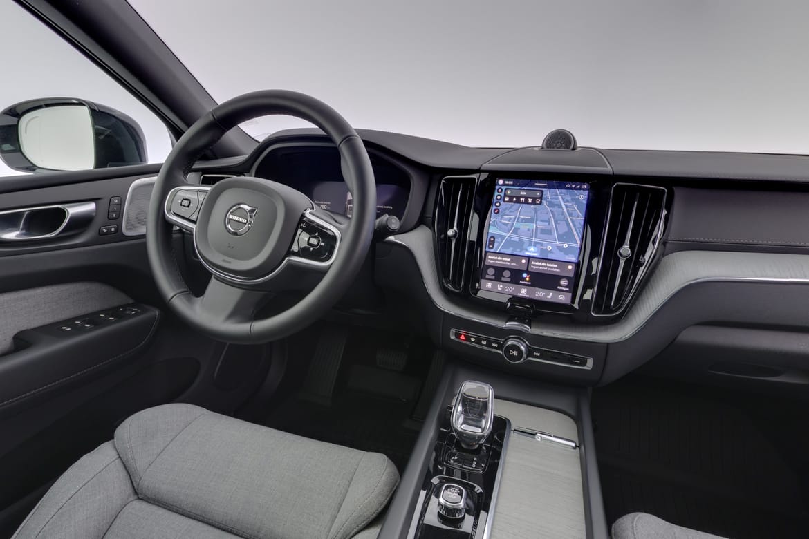 Volvo XC60 2025 - miniatyr 8