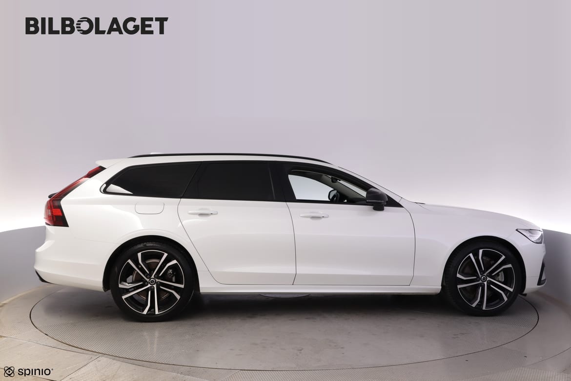 Volvo V90 2023 - miniatyr 2