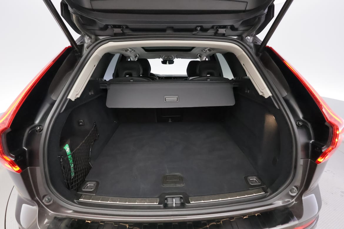 Volvo XC60 2025 - miniatyr 17