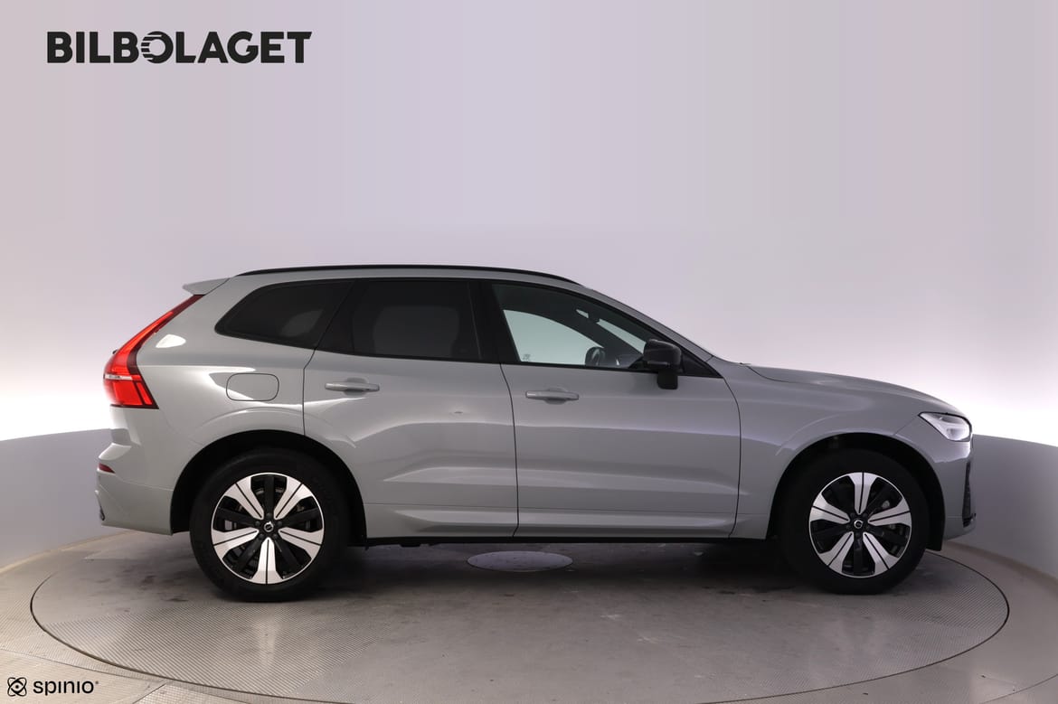 Volvo XC60 2024 - miniatyr 2