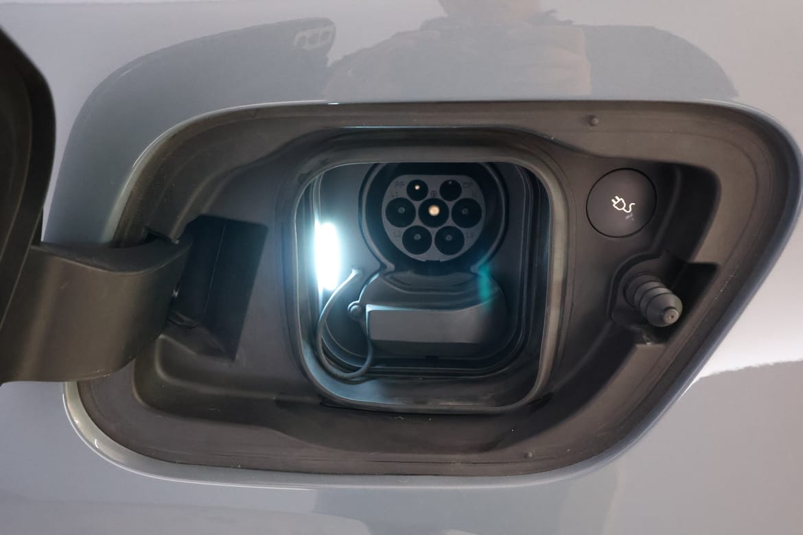 Volvo C40 2023 - miniatyr 12