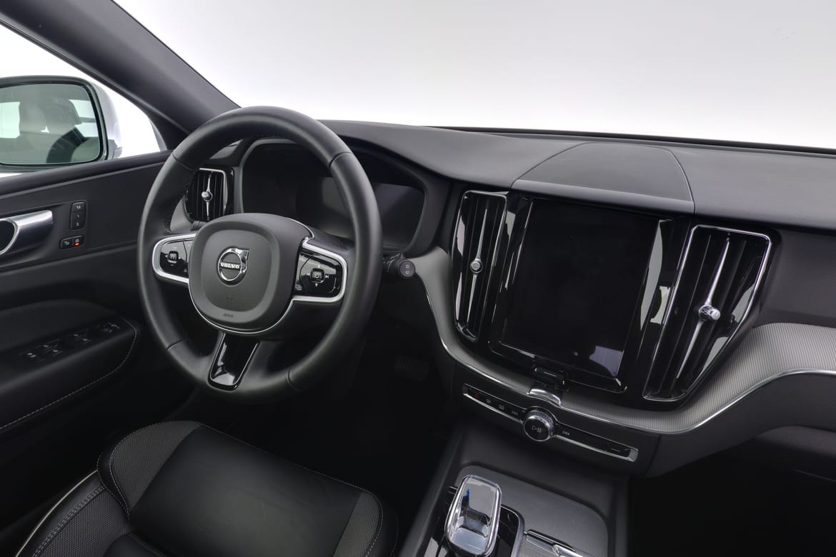 Volvo XC60 2025 - miniatyr 8
