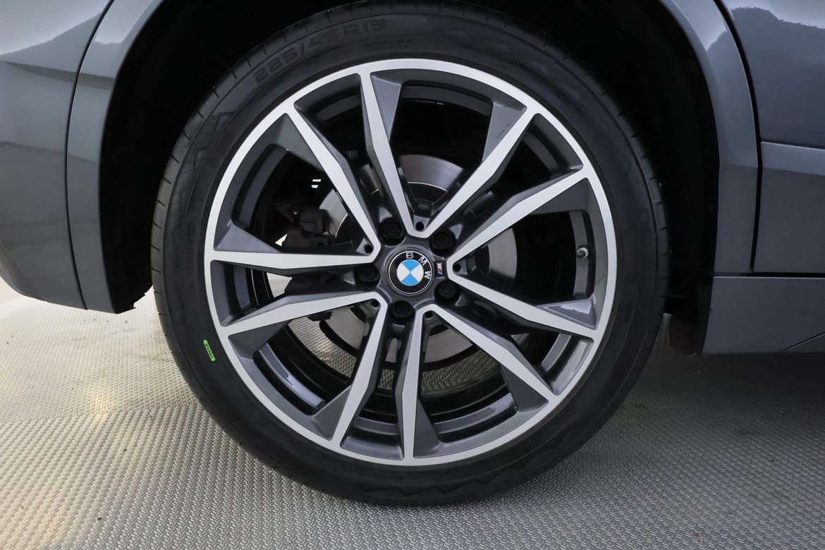 BMW X2 2018 - miniatyr 13