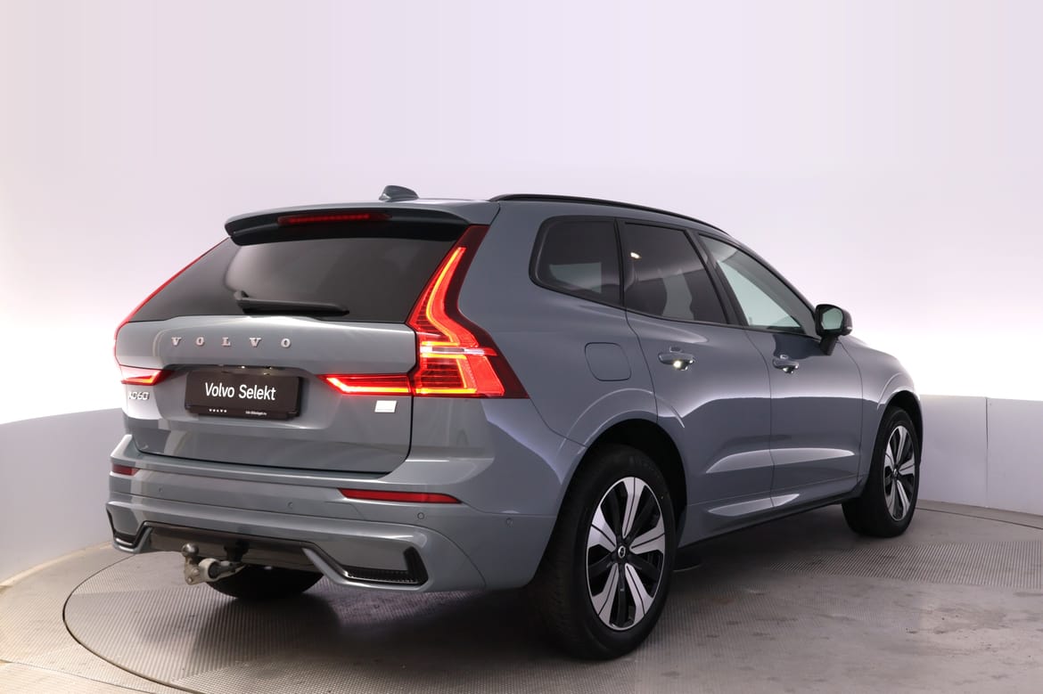 Volvo XC60 2023 - miniatyr 4