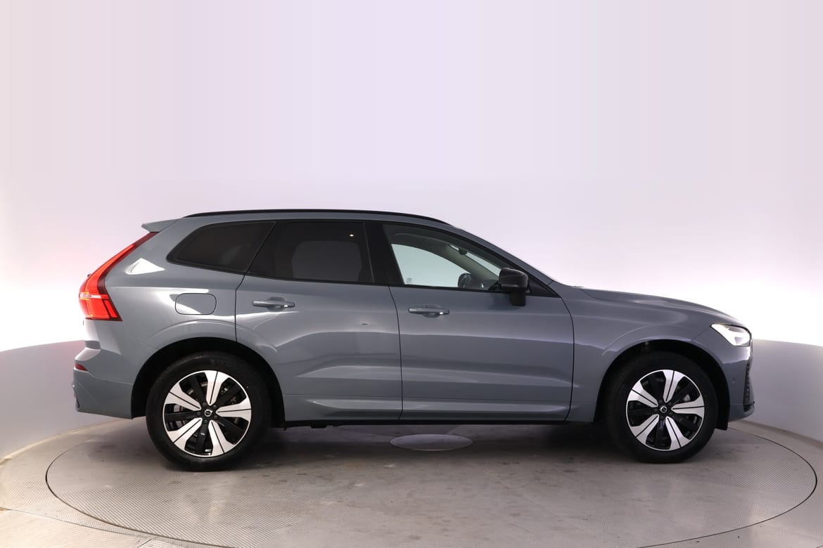 Volvo XC60 2023 - miniatyr 5