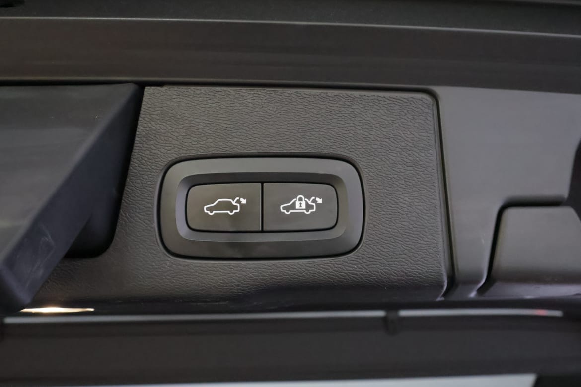 Volvo XC60 2023 - miniatyr 13