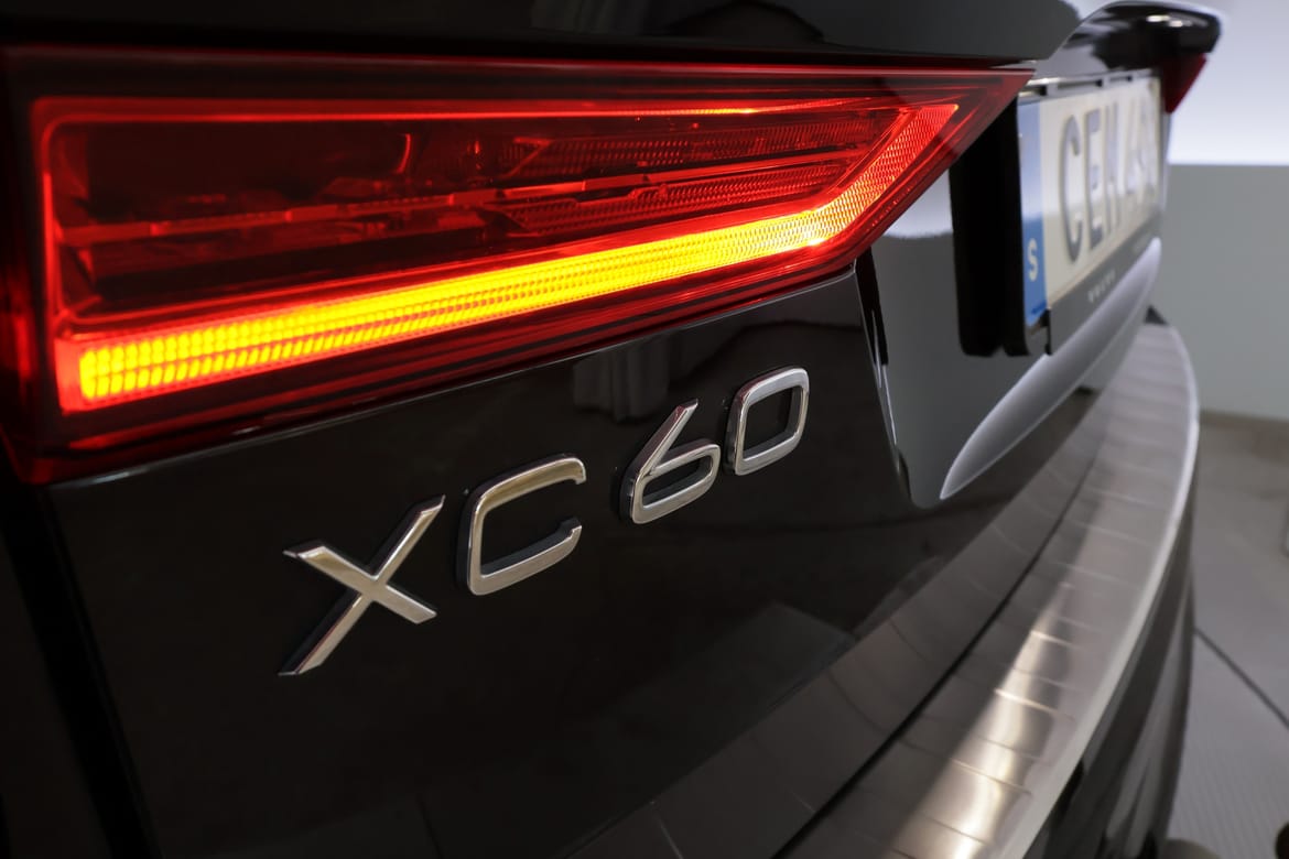 Volvo XC60 2023 - miniatyr 14