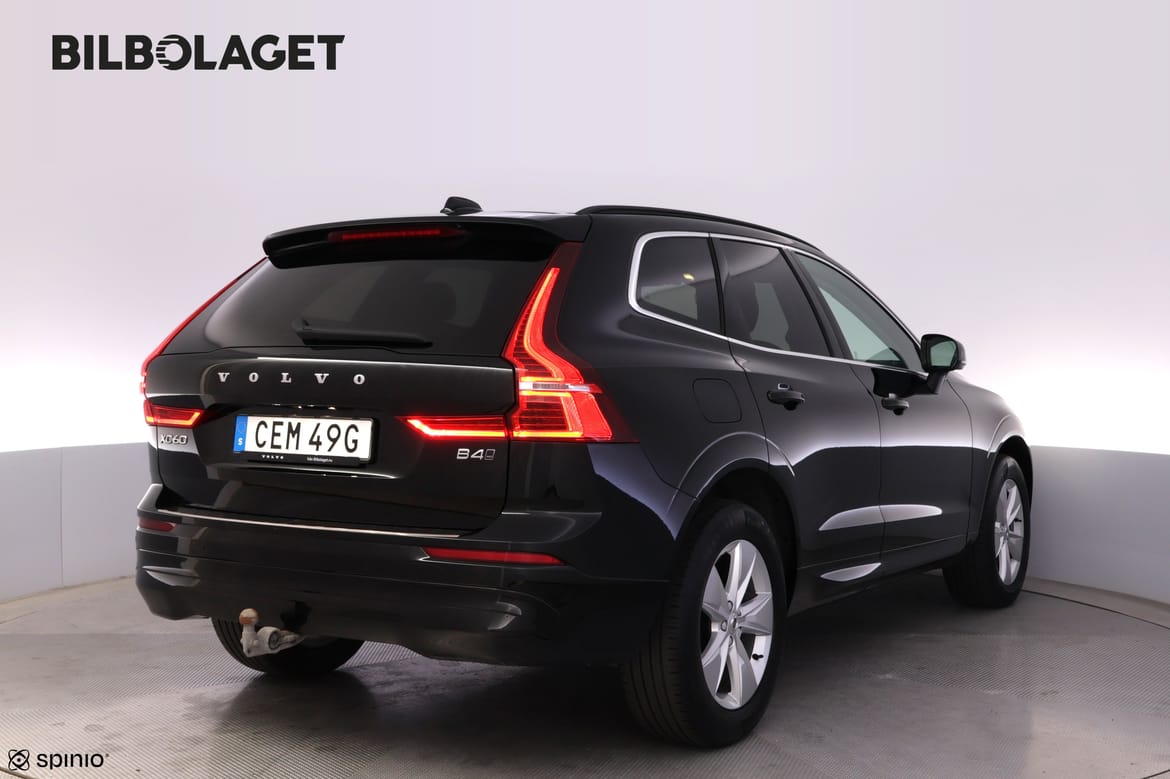 Volvo XC60 2023 - miniatyr 3