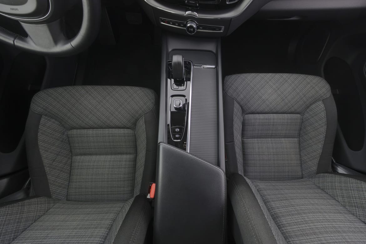 Volvo XC60 2023 - miniatyr 9