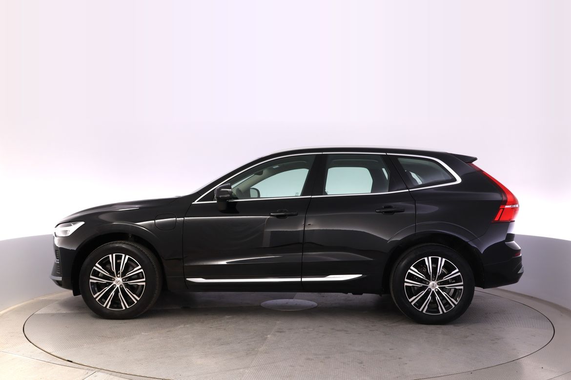 Volvo XC60 2022 - miniatyr 2